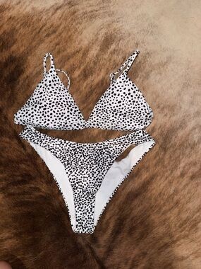 SHEIN Black and White Dalmatian Print Triangle Bikini